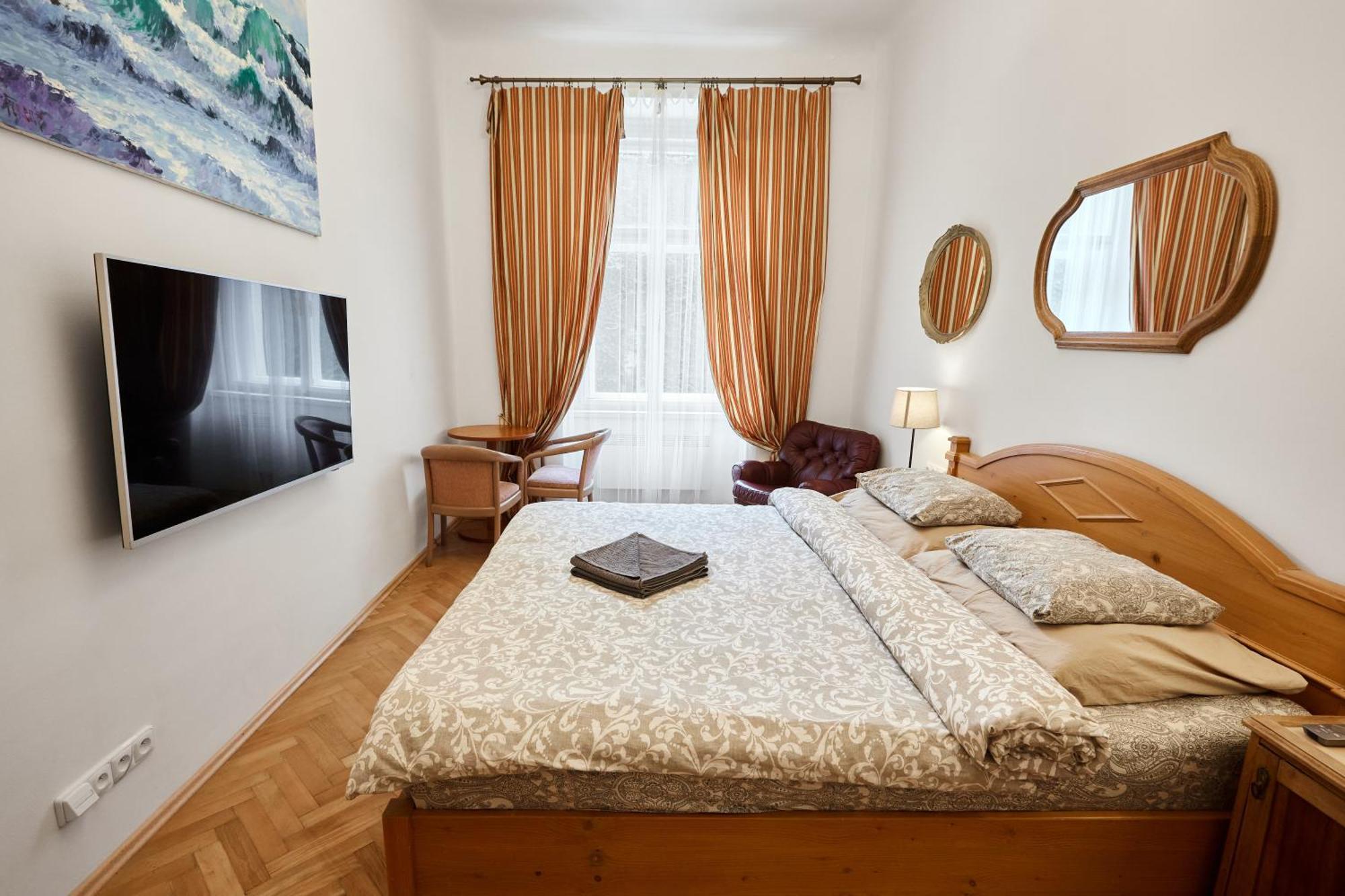 Апартаменты Old Town & Parking Assistance Прага Экстерьер фото